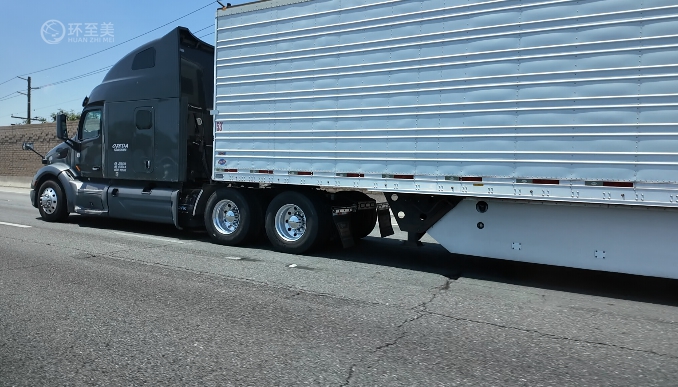 美國卡車派送能否送貨上門？不同服務等級對轉化率的影響